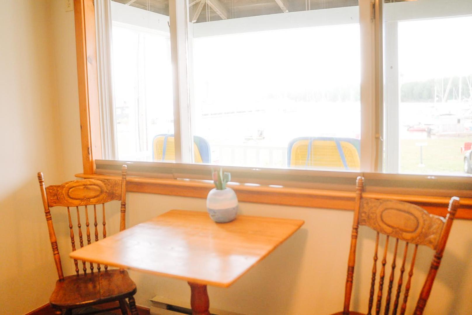 The Water'S Edge Inn & Gallery Baddeck Inlet Екстериор снимка